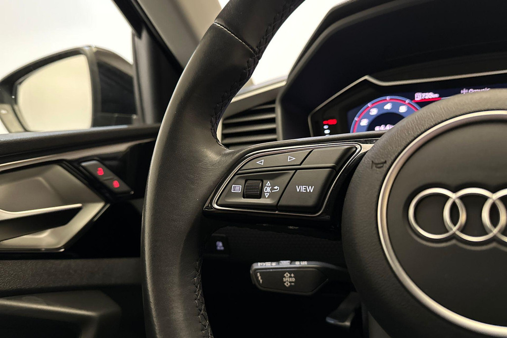 Audi A1 (T110RD) met abonnement