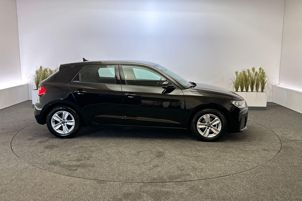 Audi A1 (T110RD) met abonnement