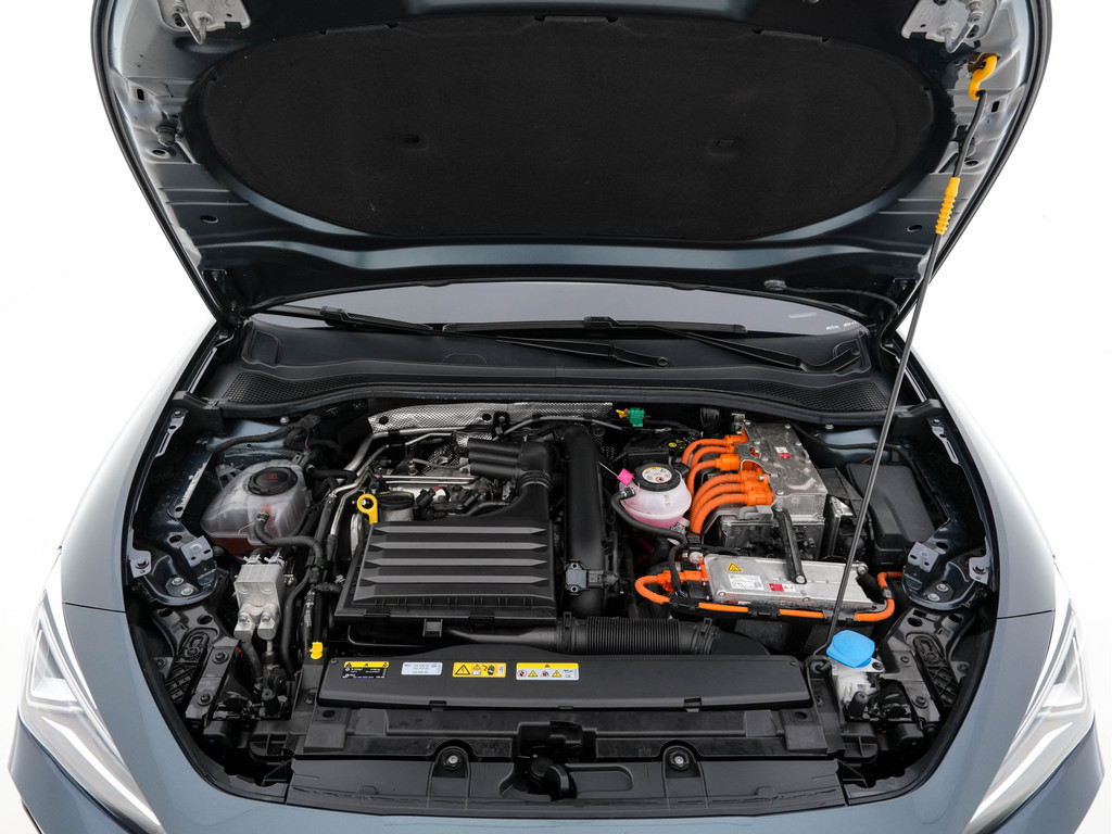 CUPRA Leon (GXZ79X) met abonnement