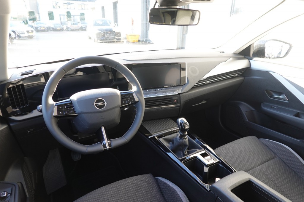 Opel Astra (HDV29X) met abonnement