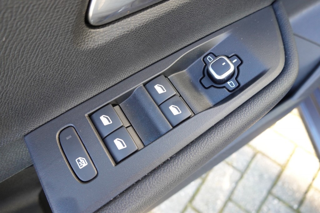 Opel Astra (HDV29X) met abonnement