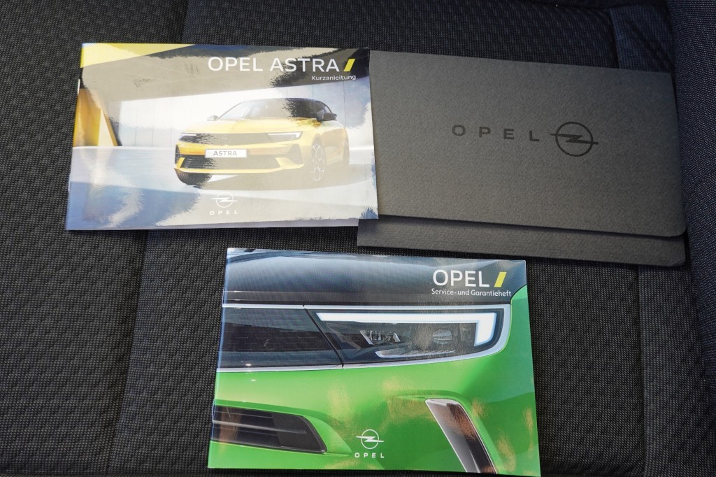 Opel Astra (HDV29X) met abonnement