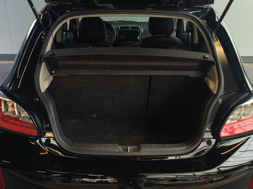 Mitsubishi Space Star (HPP29X) met abonnement