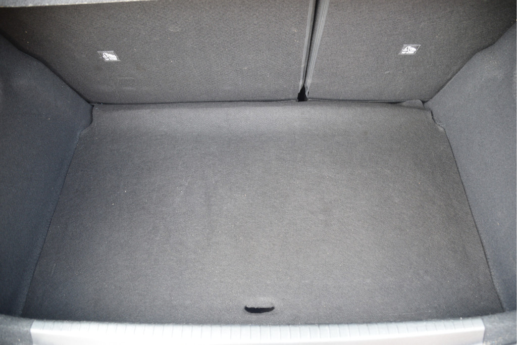 Opel Corsa (HRN80K) met abonnement