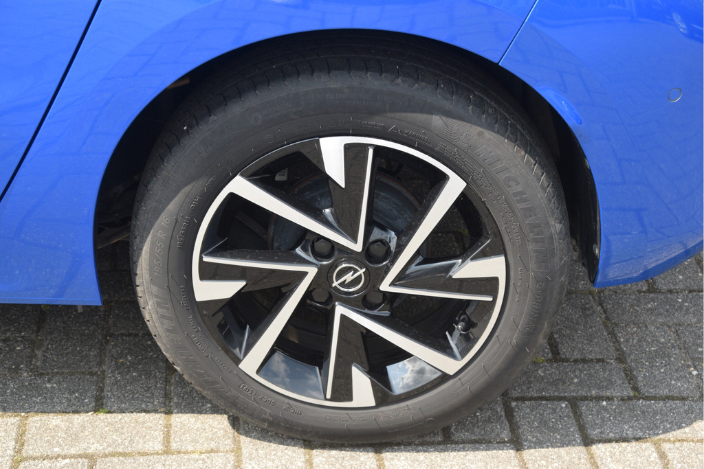 Opel Corsa (HRN80K) met abonnement