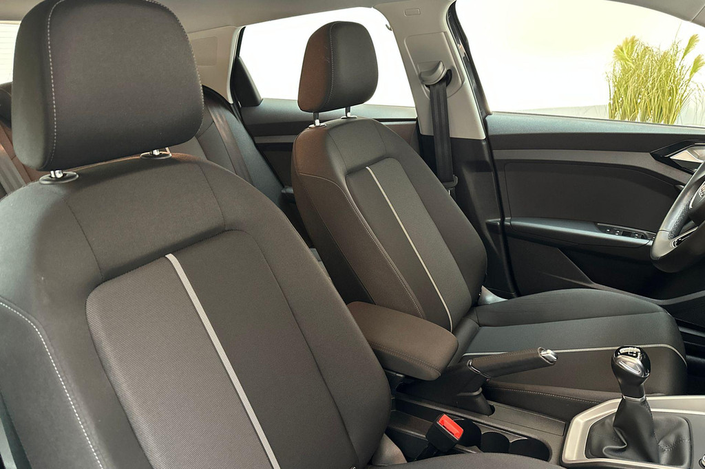 Audi A1 (T113RD) met abonnement