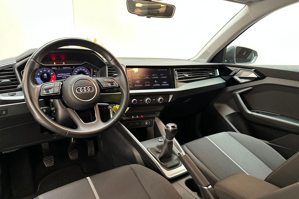 Audi A1 (T113RD) met abonnement