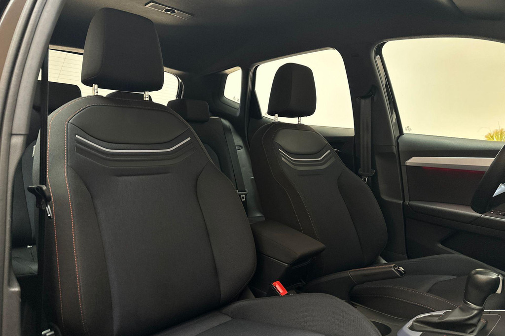 Seat Arona (HPX50V) met abonnement