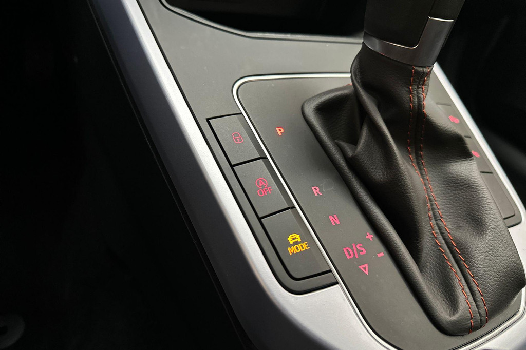 Seat Arona (HPX50V) met abonnement