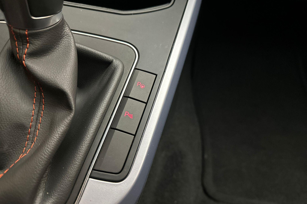 Seat Arona (HPX50V) met abonnement