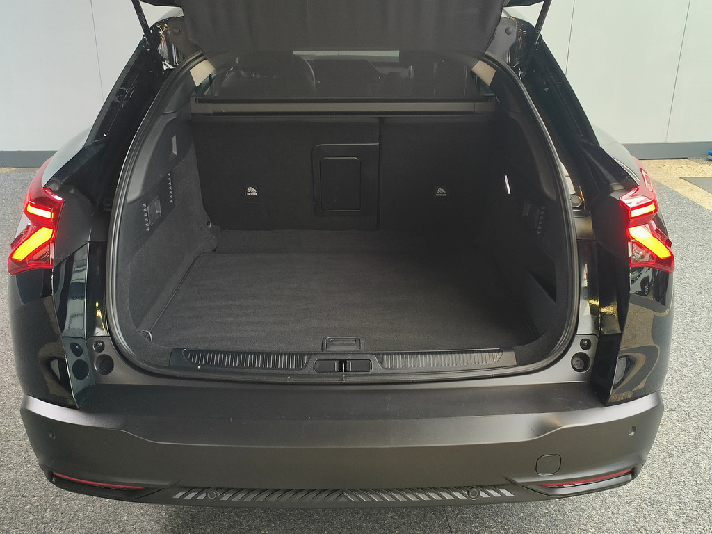 Citroën C5 X (HPP72K) met abonnement