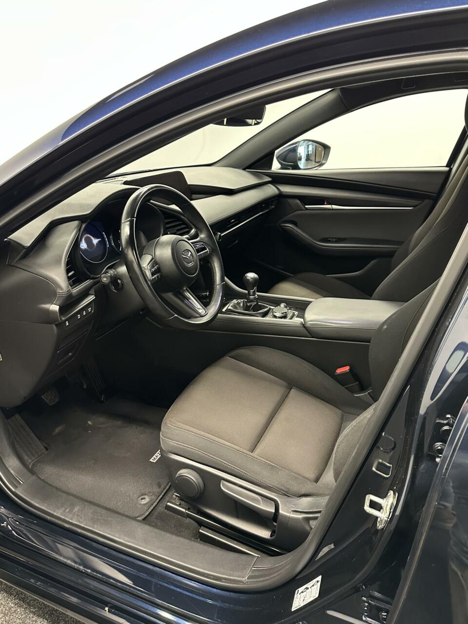 Mazda 3 (K829XD) met abonnement