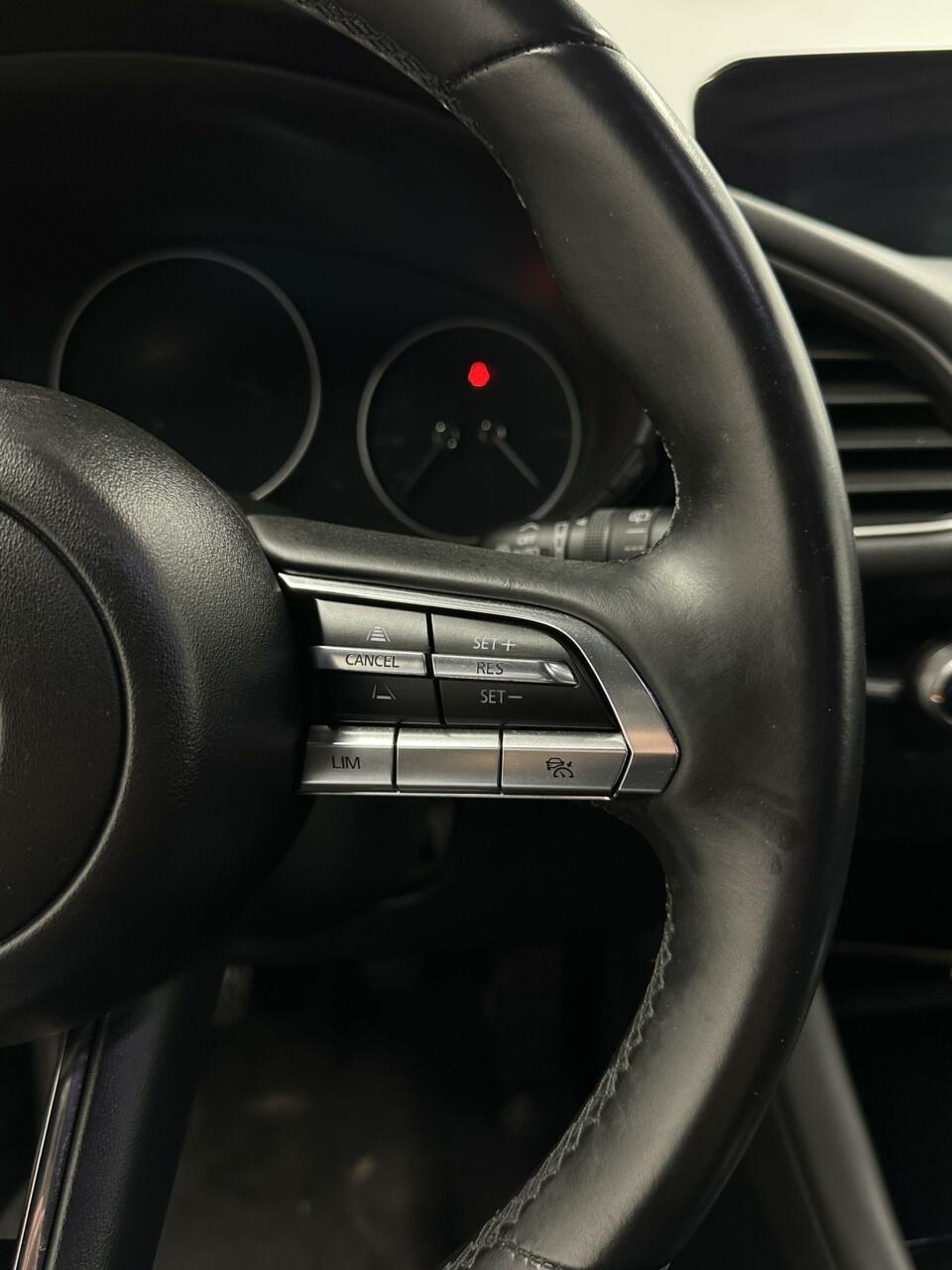 Mazda 3 (K829XD) met abonnement