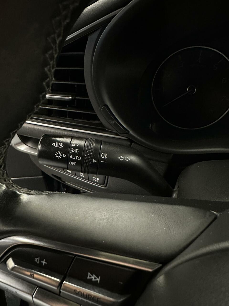 Mazda 3 (K829XD) met abonnement