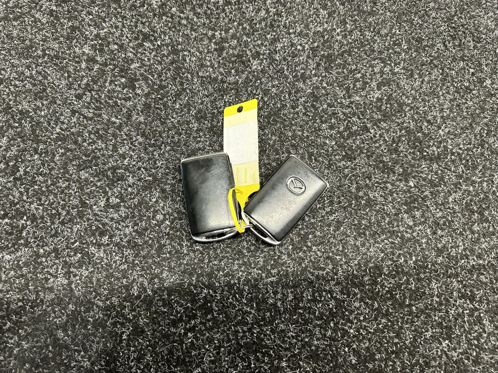 Mazda 3 (K829XD) met abonnement