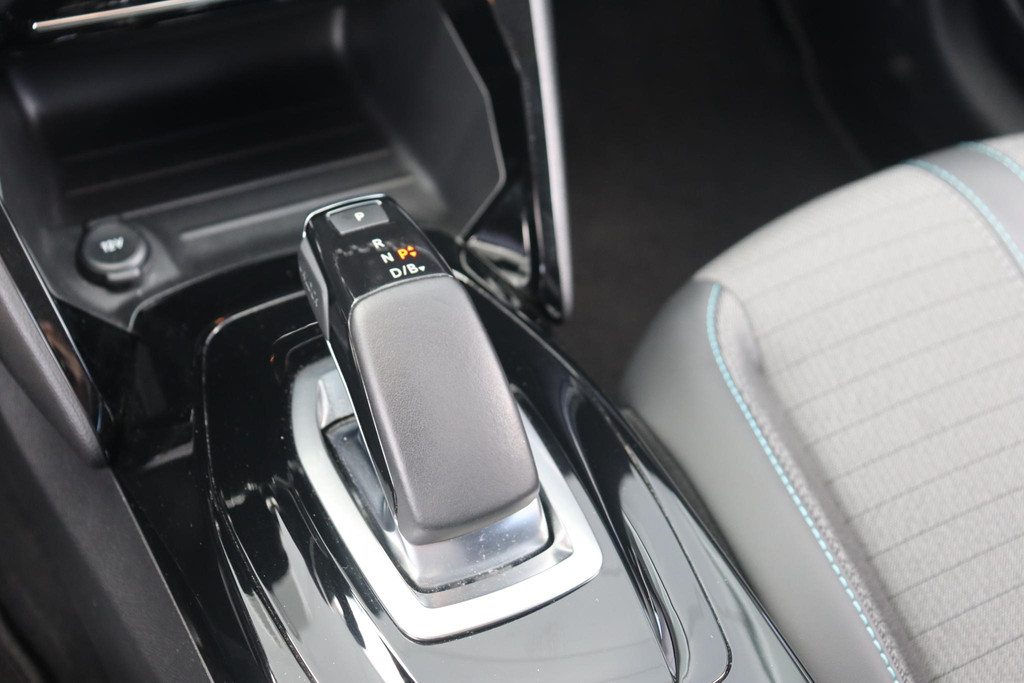 Peugeot e-208 (N401PV) met abonnement