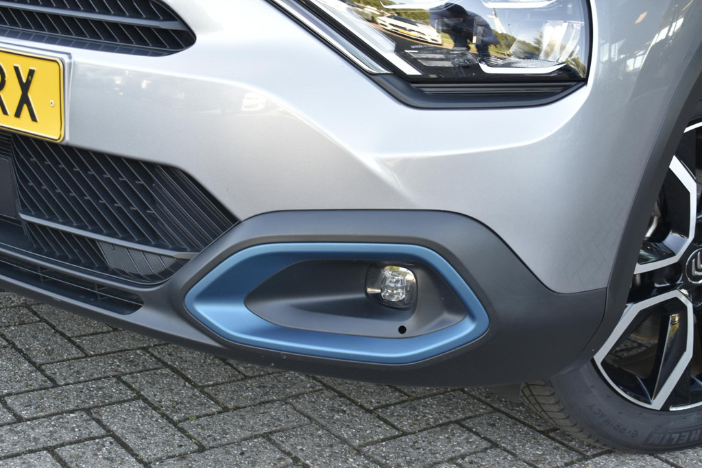 Citroën Ë-C4 (P021RX) met abonnement
