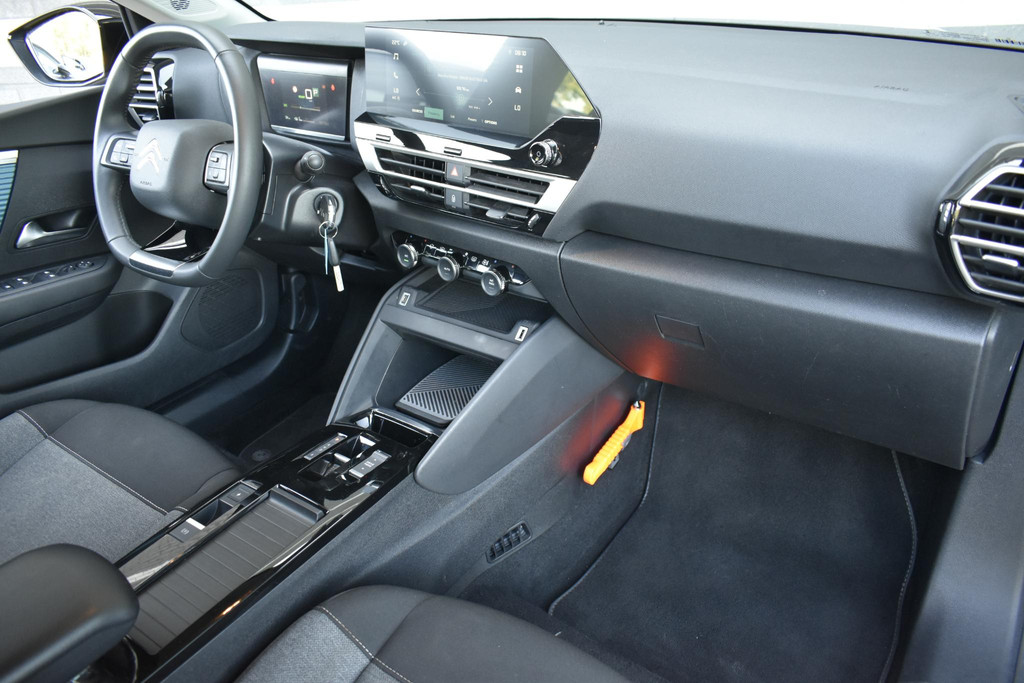 Citroën Ë-C4 (P021RX) met abonnement