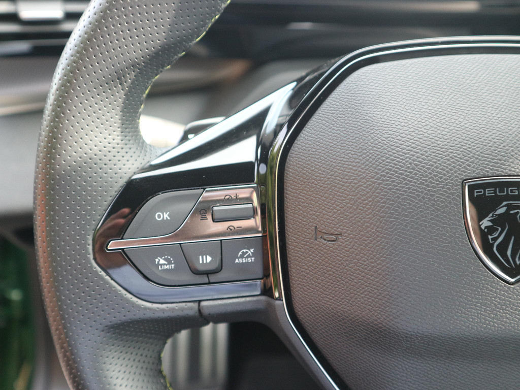 Peugeot 308 (HSB44J) met abonnement