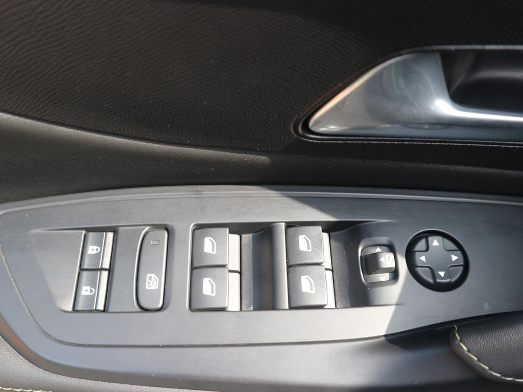 Peugeot 308 (HSB44J) met abonnement