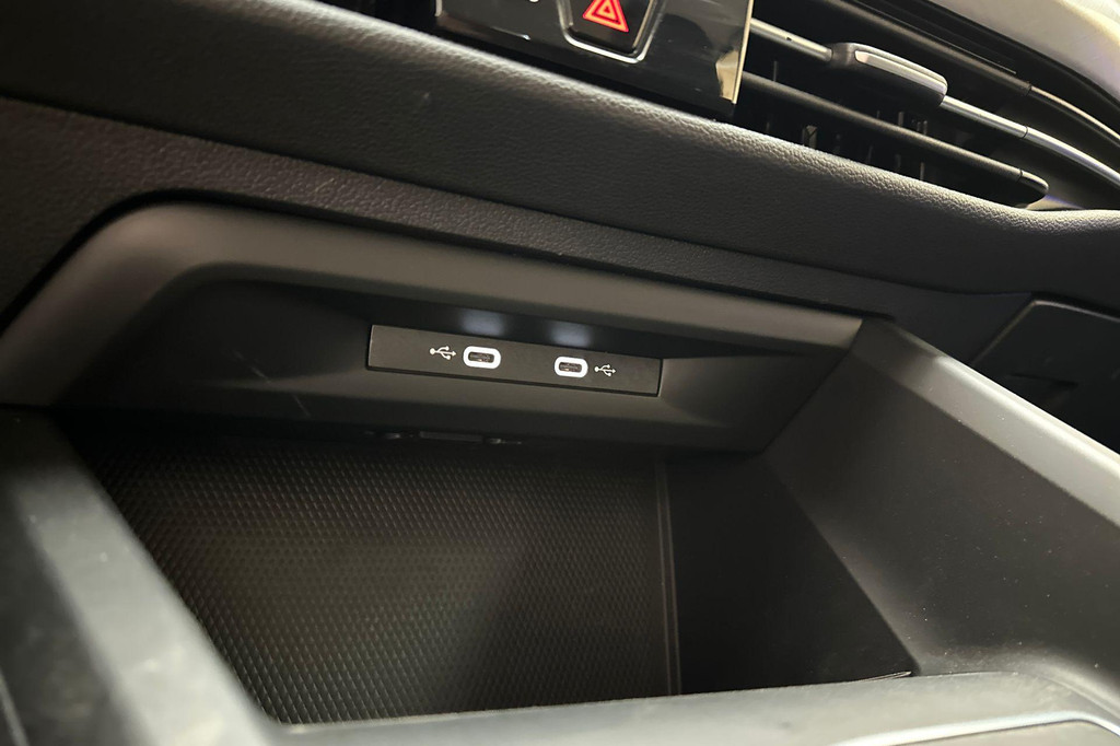 Volkswagen GOLF Variant (T248DH) met abonnement