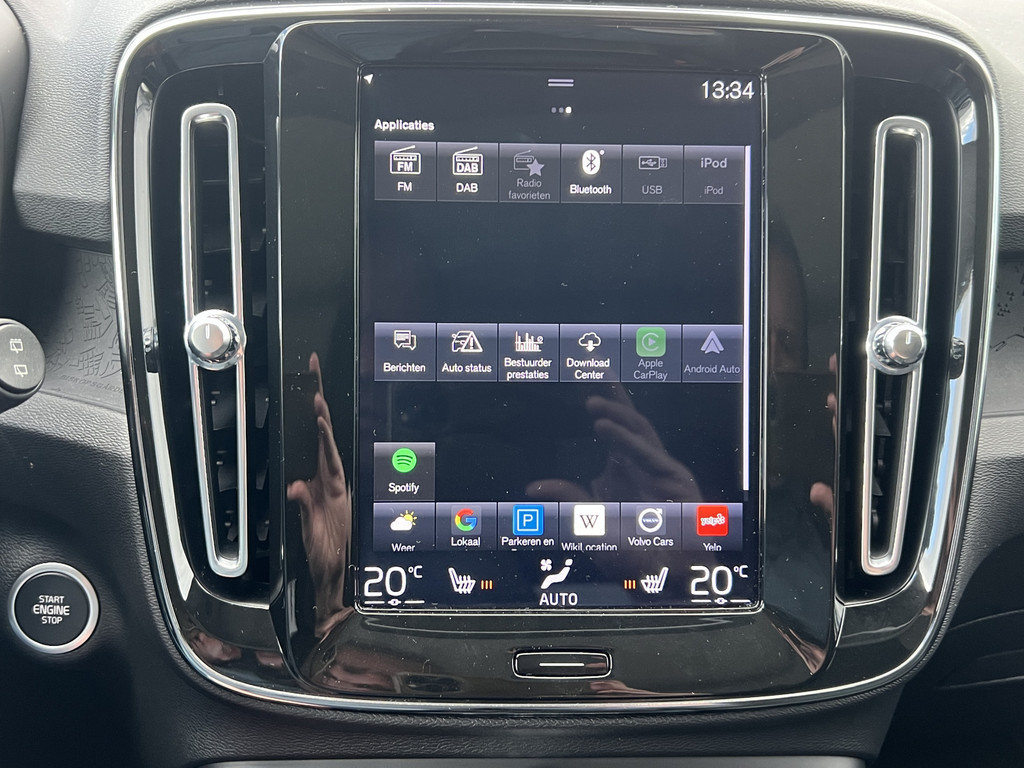 Volvo XC40 (H058VL) met abonnement