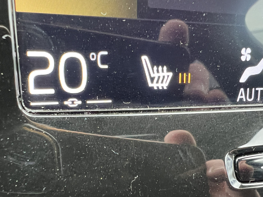 Volvo XC40 (H058VL) met abonnement