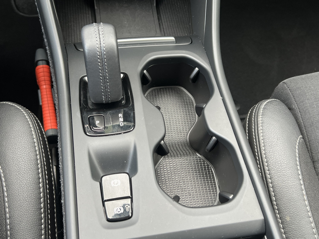 Volvo XC40 (H058VL) met abonnement