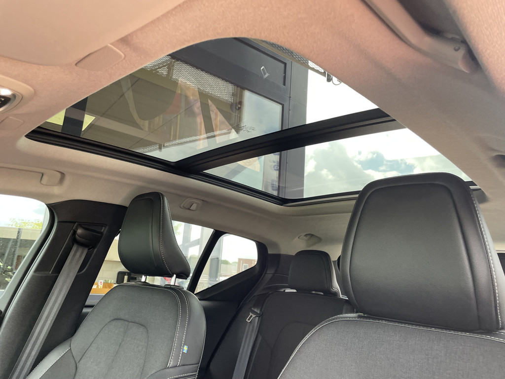 Volvo XC40 (H058VL) met abonnement