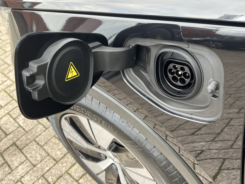 Volvo XC40 (H058VL) met abonnement