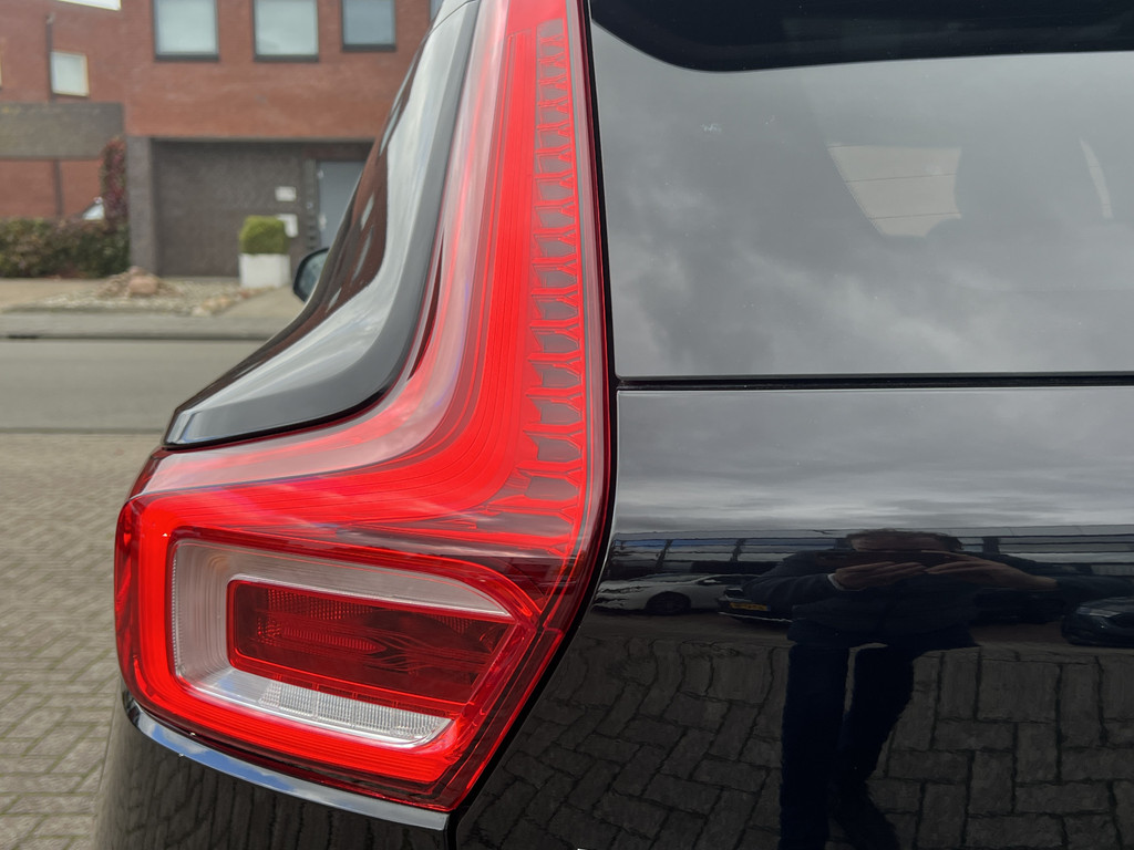 Volvo XC40 (H058VL) met abonnement