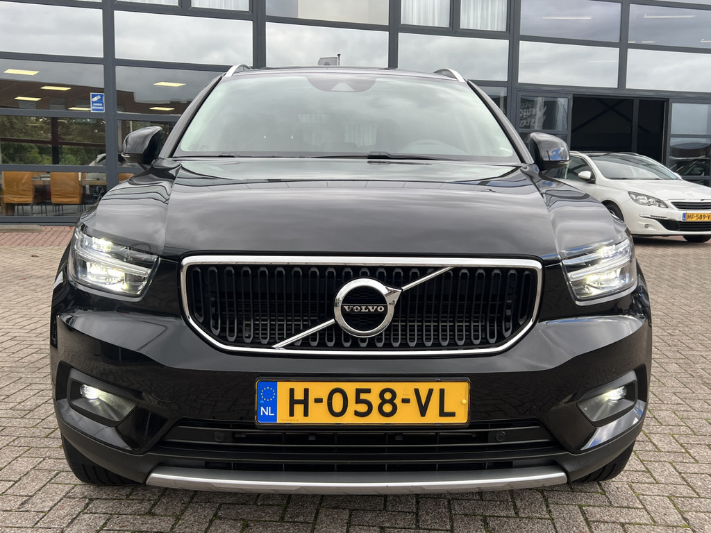Volvo XC40 (H058VL) met abonnement