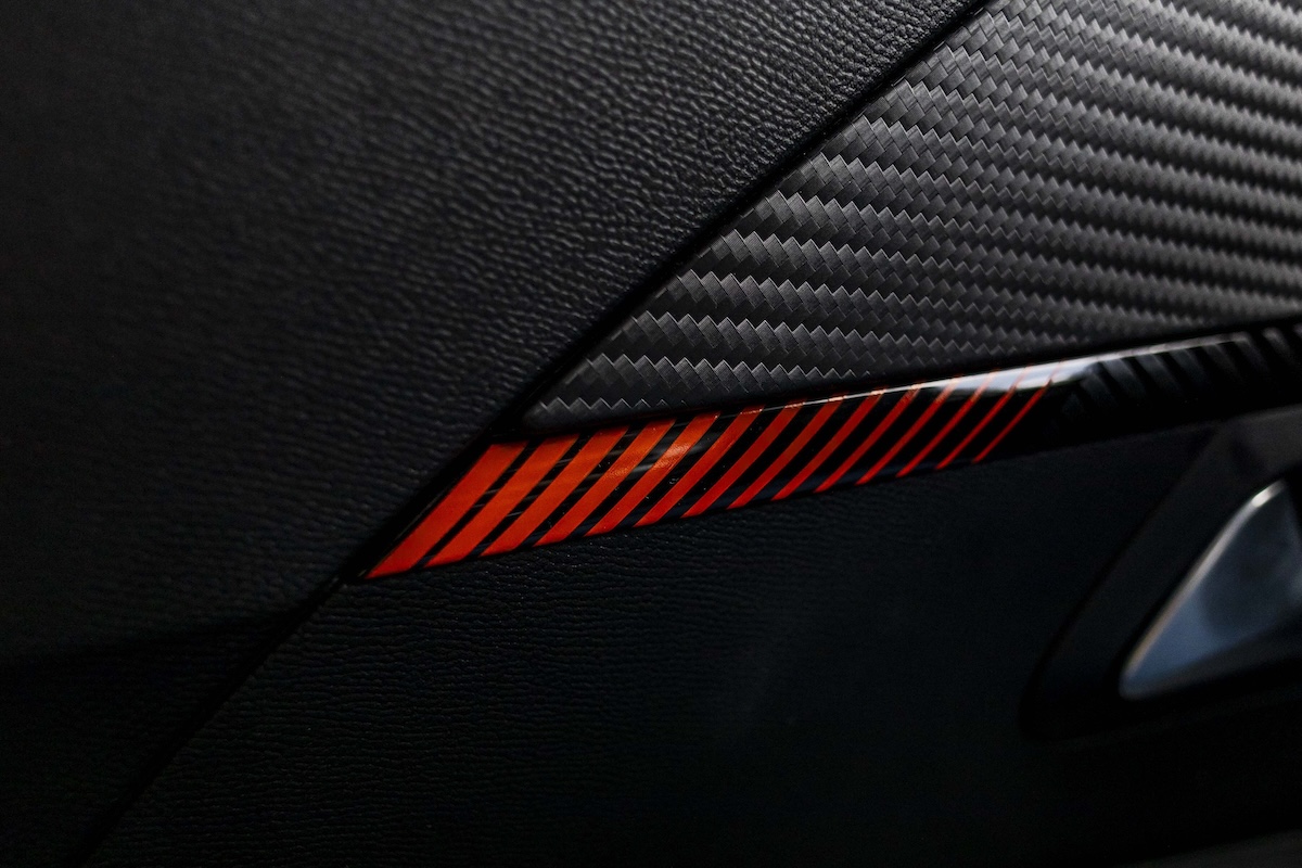 Peugeot e-208 (R026PG) met abonnement