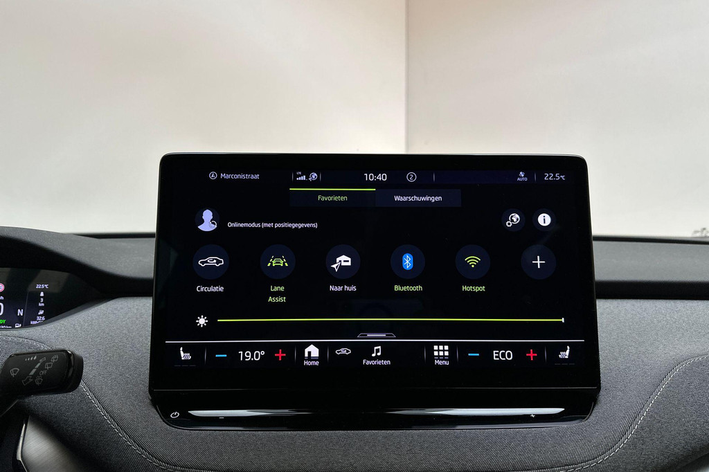 ŠKODA ENYAQ iV (P667XX) met abonnement