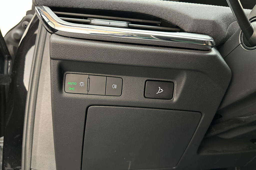 ŠKODA ENYAQ iV (P667XX) met abonnement