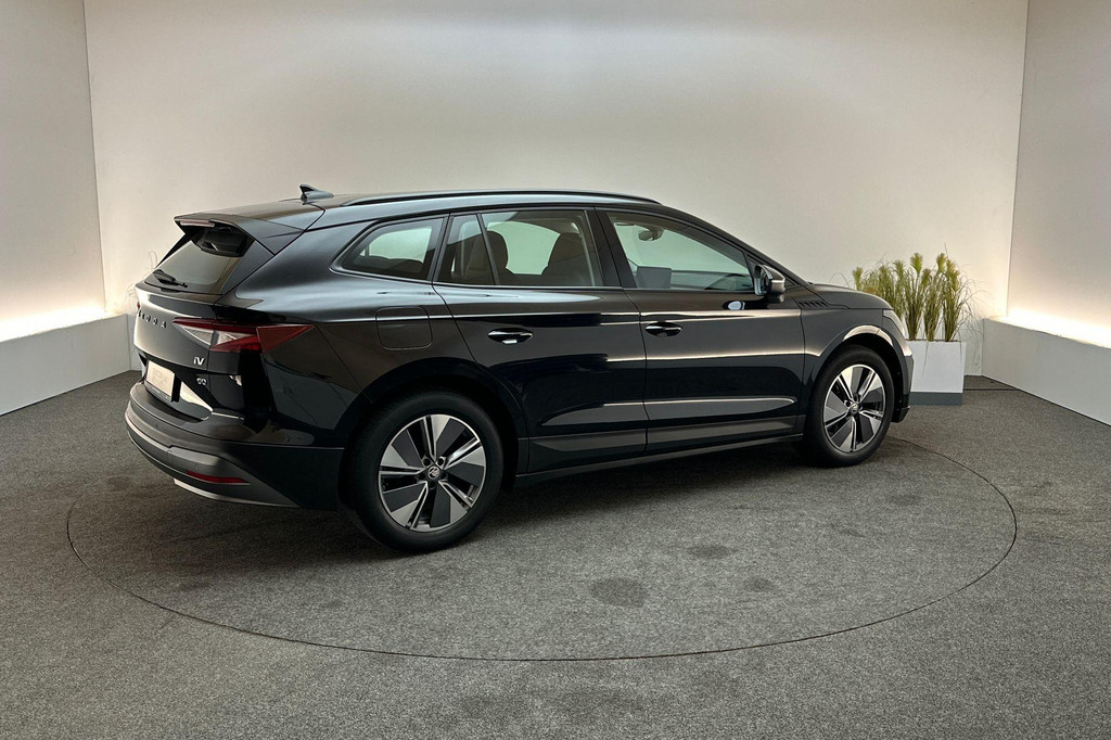 ŠKODA ENYAQ iV (P667XX) met abonnement