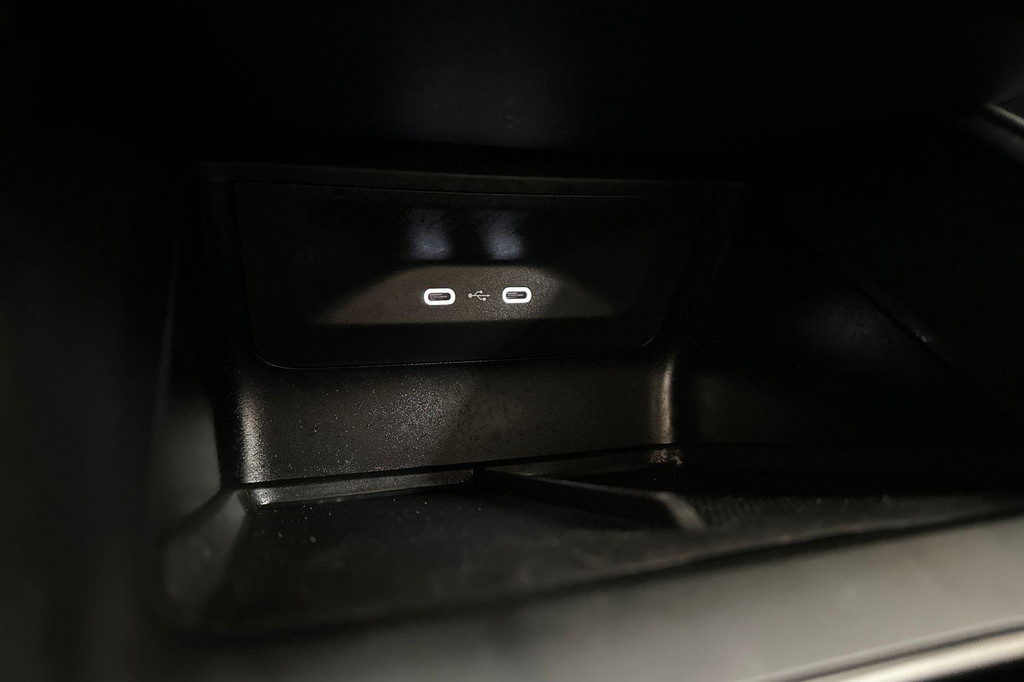 ŠKODA ENYAQ iV (P667XX) met abonnement