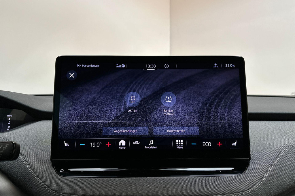 ŠKODA ENYAQ iV (P667XX) met abonnement