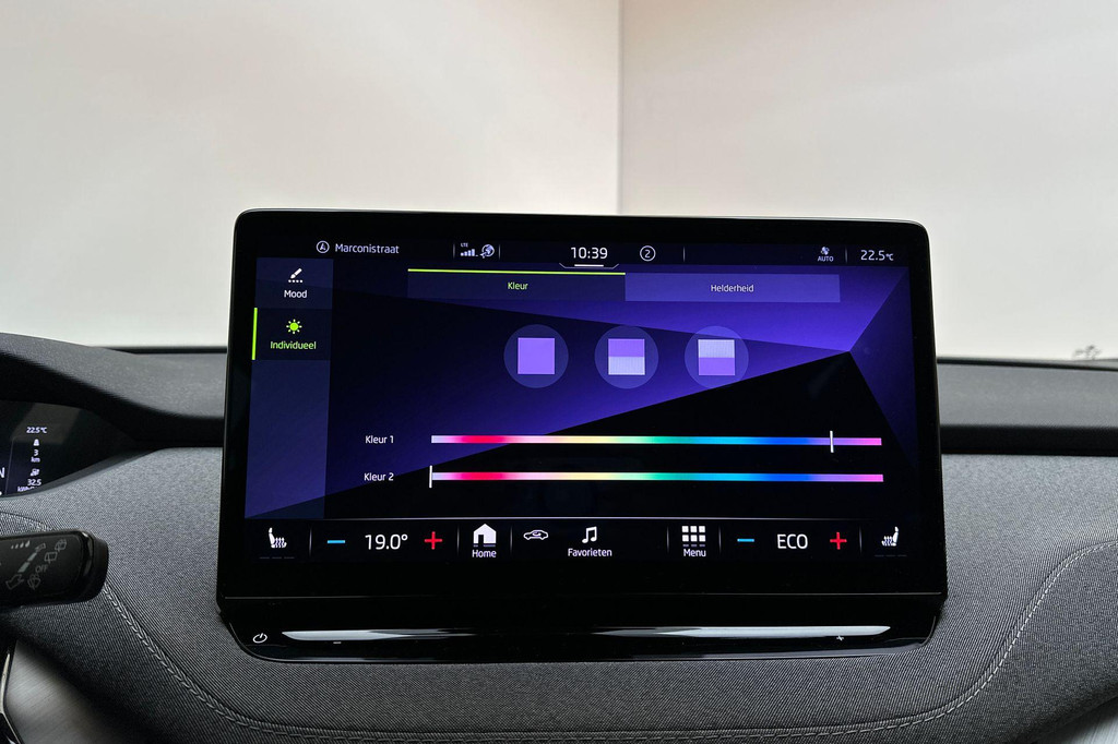 ŠKODA ENYAQ iV (P667XX) met abonnement