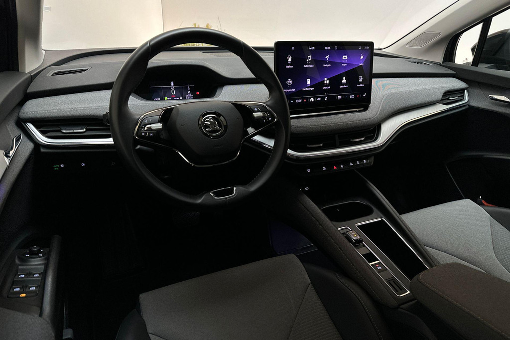 ŠKODA ENYAQ iV (P667XX) met abonnement