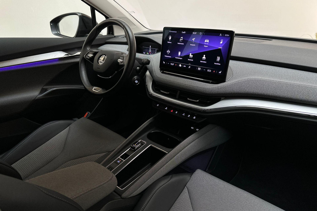 ŠKODA ENYAQ iV (P667XX) met abonnement