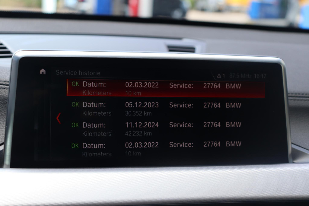 BMW X1 (HTT23N) met abonnement