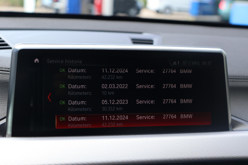 BMW X1 (HTT23N) met abonnement