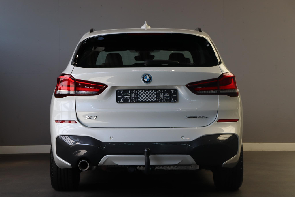 BMW X1 (HTT23N) met abonnement