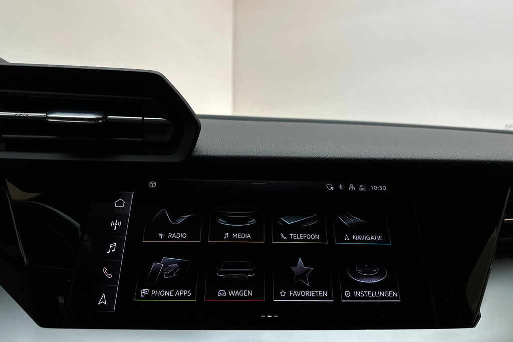 Audi A3 (S261FB) met abonnement