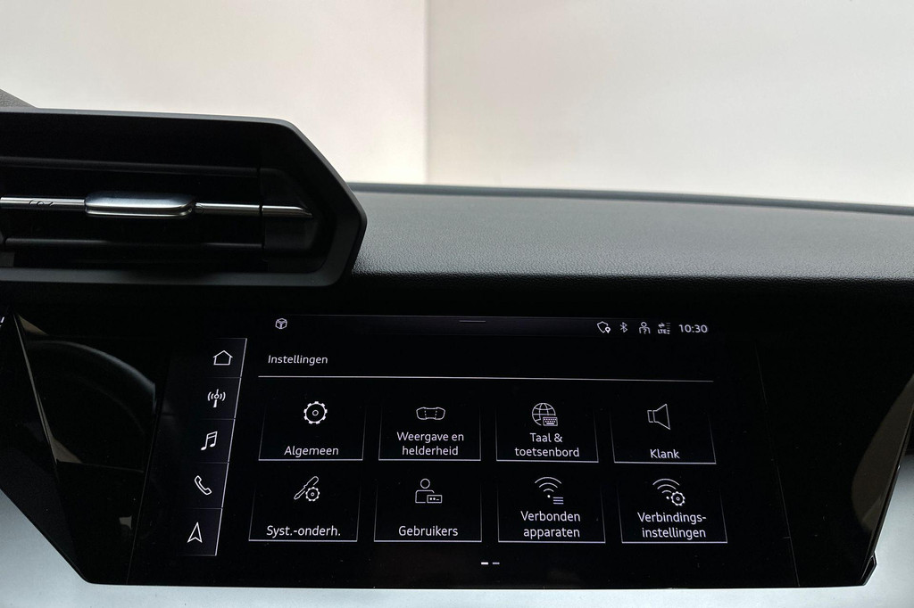 Audi A3 (S261FB) met abonnement