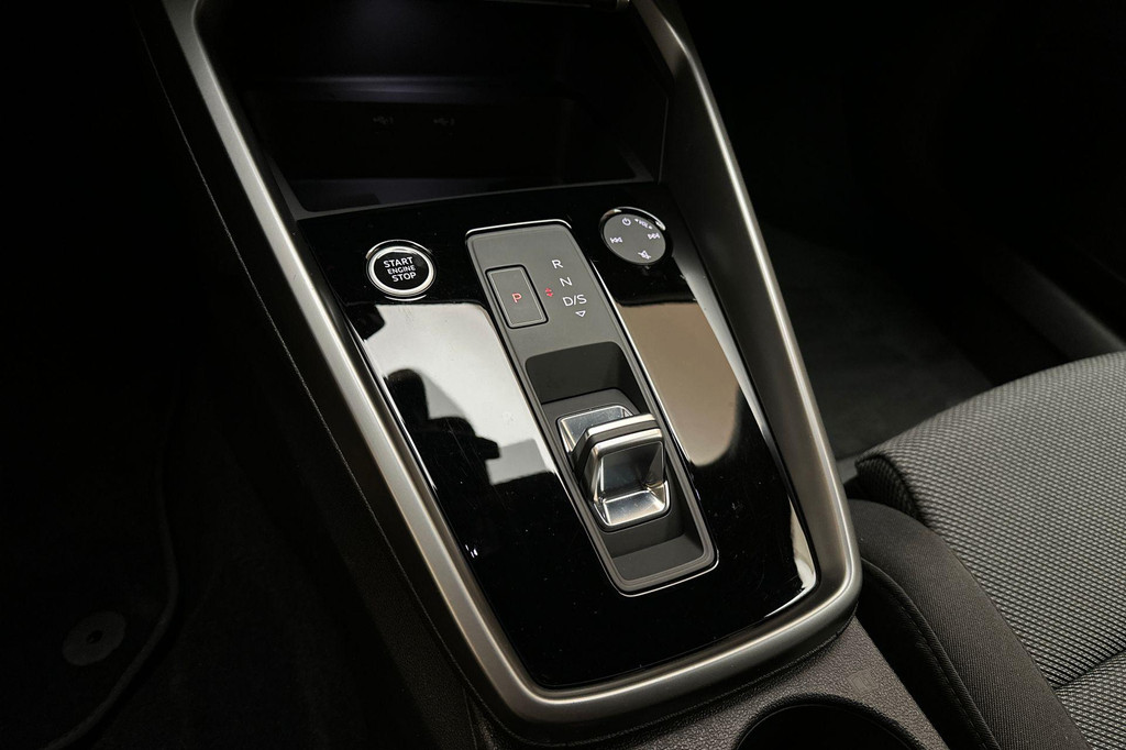 Audi A3 (S261FB) met abonnement