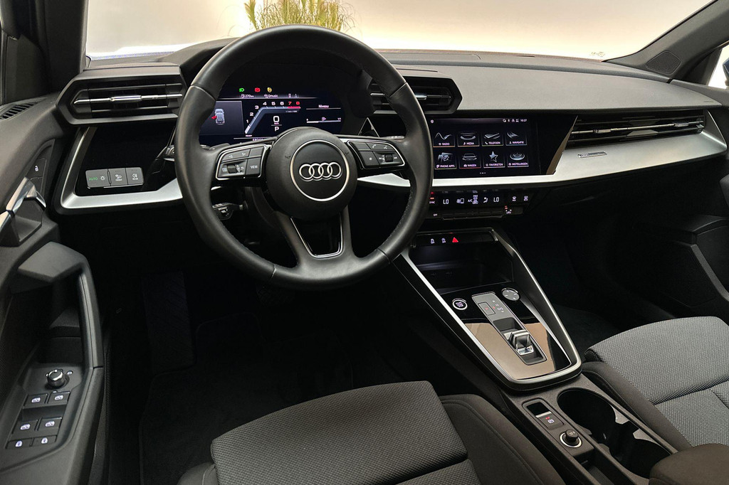 Audi A3 (S261FB) met abonnement