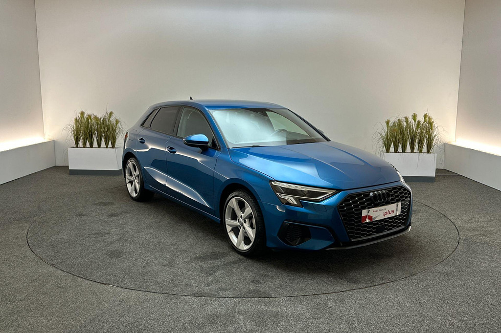 Audi A3 (S261FB) met abonnement