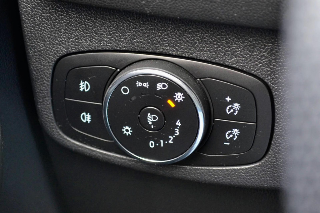 Ford Focus (R014HX) met abonnement